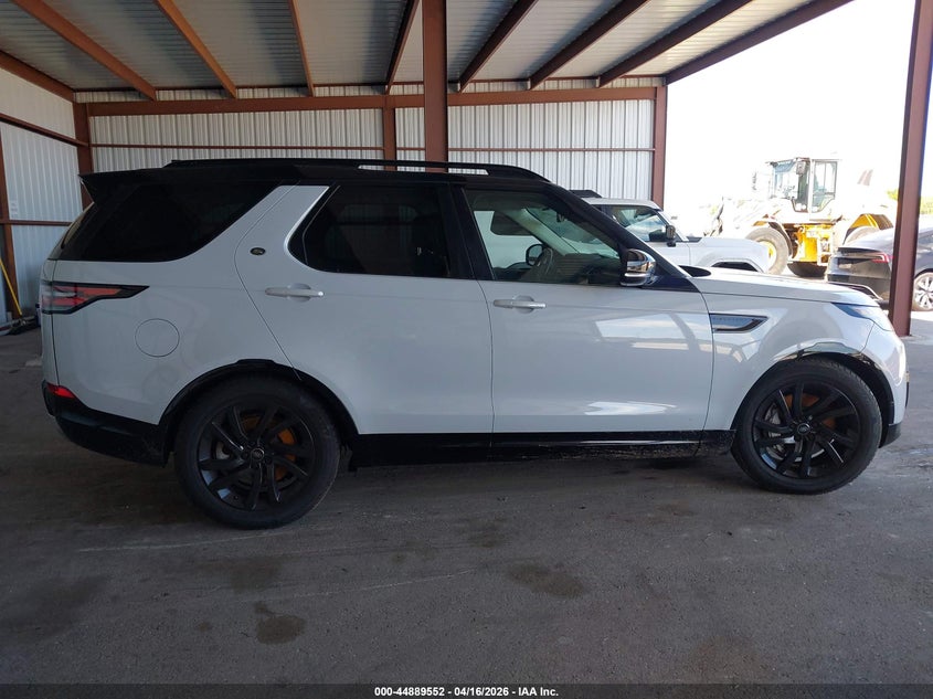 2020 Land Rover Discovery Landmark Edition VIN: SALRU2RV9L2414739 Lot: 44889552