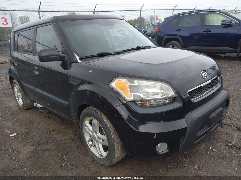 2010 Kia Soul +