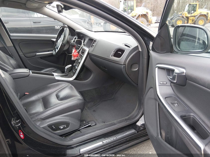 2013 Volvo S60 T5/T5 Platinum/T5 Premier/T5 Premier Plus