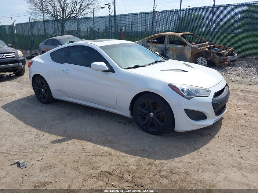2013 Hyundai Genesis 2.0T Premium