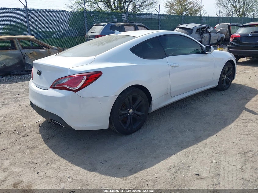 2013 Hyundai Genesis 2.0T Premium