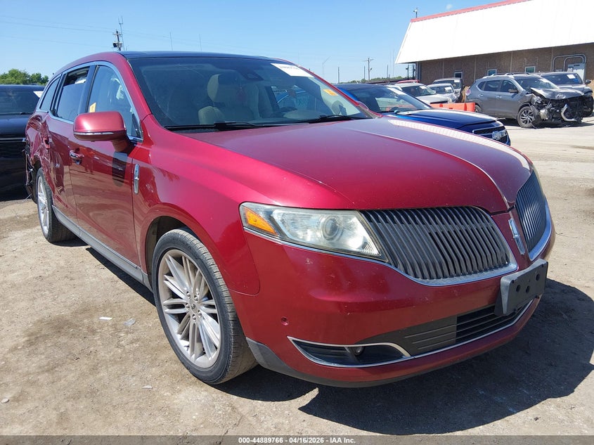 2013 LINCOLN MKT auction photo 1
