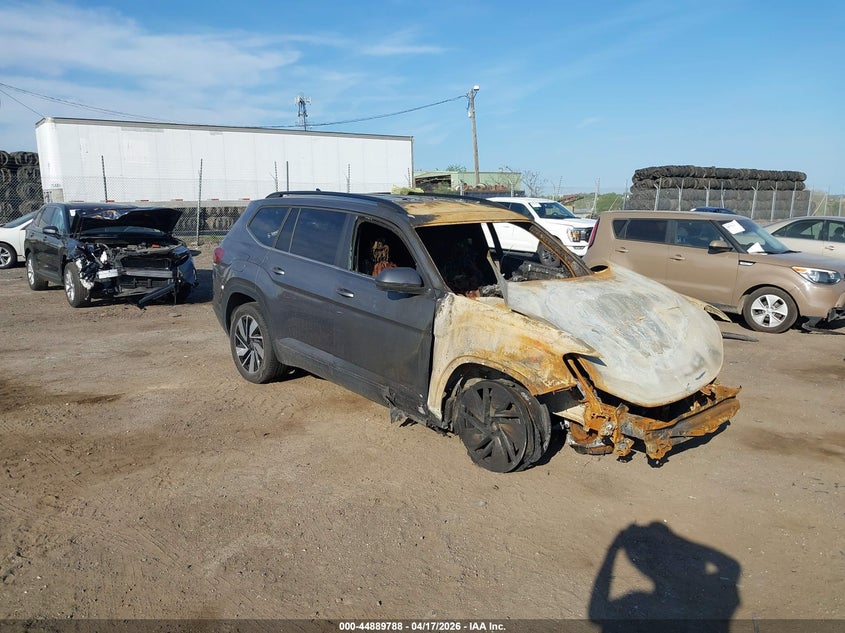 2025 Volkswagen Atlas 2.0T Se W/Technology