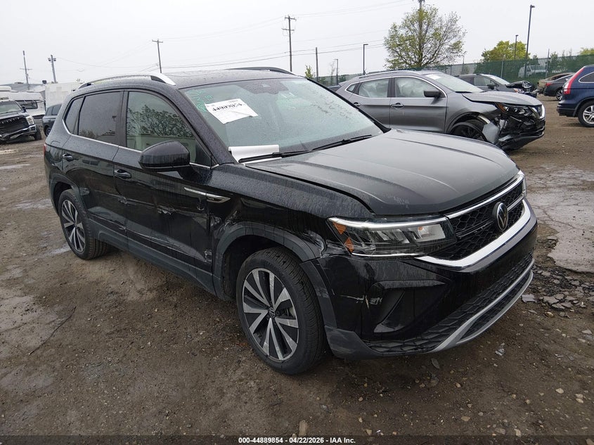 2024 VOLKSWAGEN TAOS 1.5T SE
