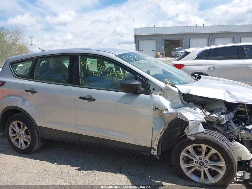 2018 Ford Escape 2.5 S silver Lot 111044889885 Vin 1FMCU0F79JUB39684