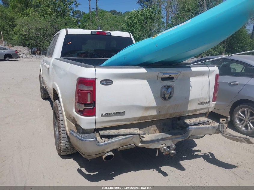 1C6SRFDT2MN632150 2021 Ram 1500 5.7 Ram Laramie 4X4 6'4 Box white