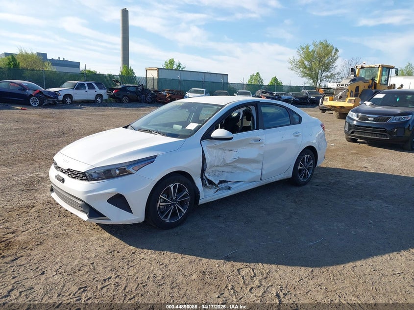 2024 Kia Forte Lxs