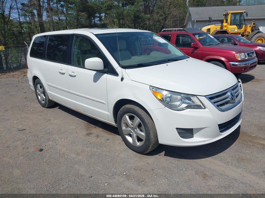 2010 Volkswagen Routan Sel