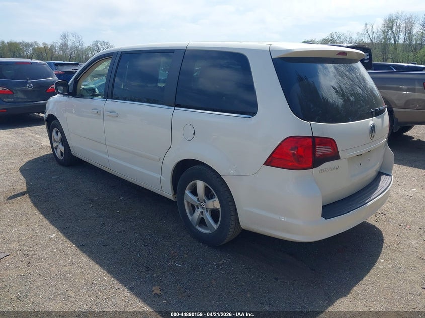 2010 Volkswagen Routan Sel