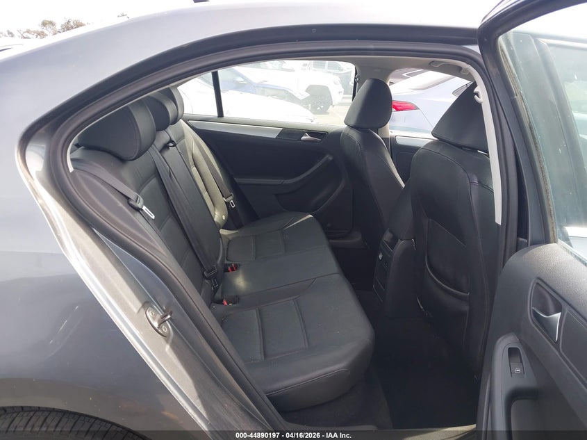2011 Volkswagen Jetta 2.0 2.0L Tdi grey Lot 111044890197 Vin 3VWLL7AJ9BM101751
