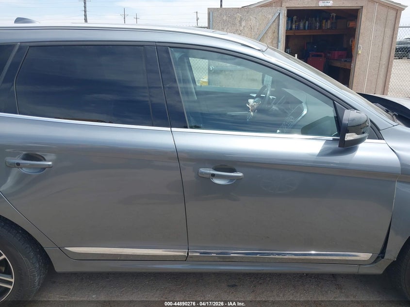 2017 Volvo Xc60 T5 Dynamic VIN: YV440MRR1H2024699 Lot: 44890276