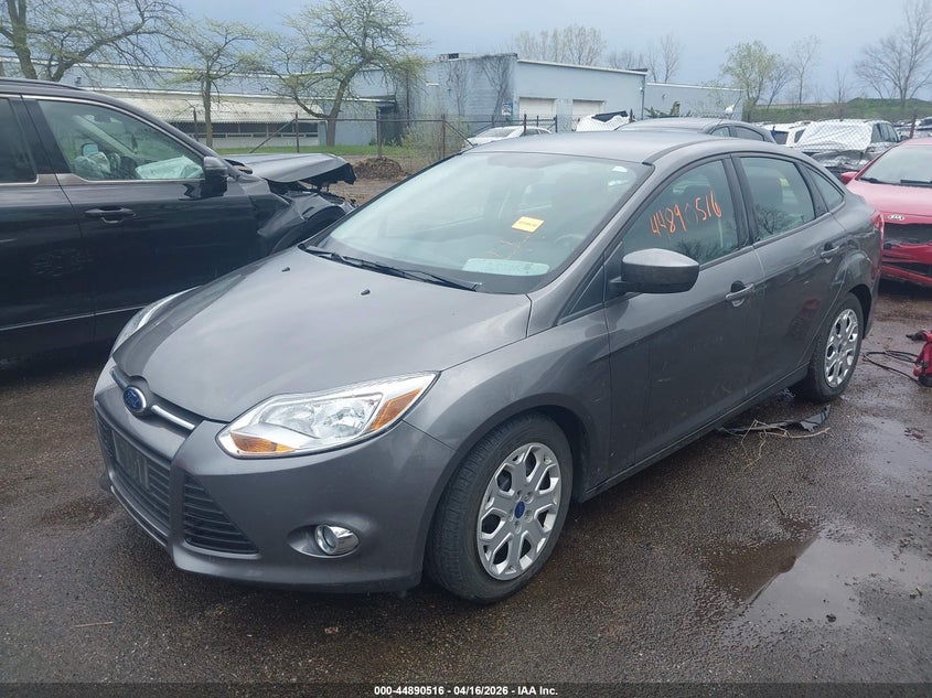 2012 Ford Focus 2.0 Se red Lot 111044890516 Vin 1FAHP3F24CL474454