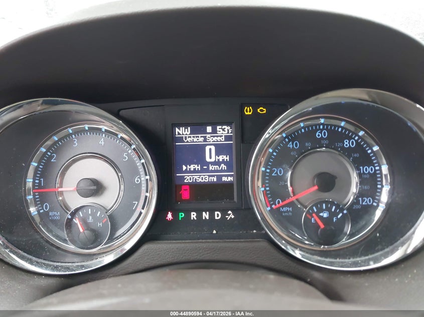 2015 CHRYSLER TOWN & COUNTRY auction photo 7