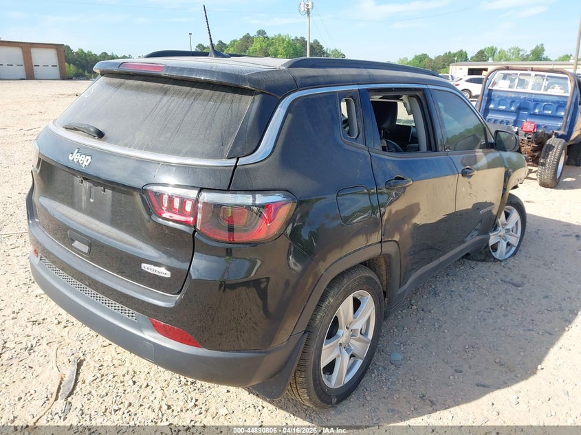 2022 Jeep Compass Latitude Fwd