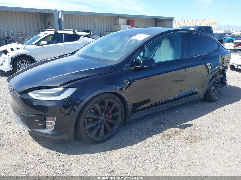 2018 Tesla Model X 5YJXCBE47JF111337 photo 1