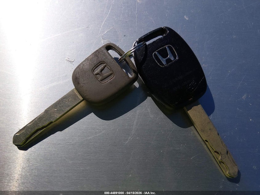 2003 Honda Accord 2.4 Lx VIN: JHMCM56333C076636 Lot: 44891000