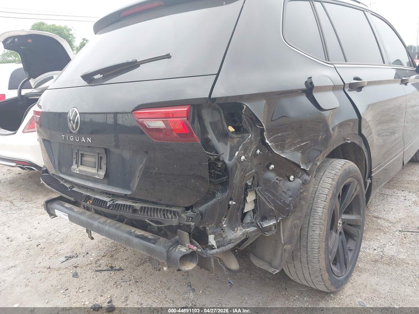 2024 VOLKSWAGEN TIGUAN auction photo 6