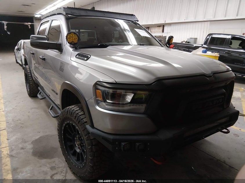 1C6SRFFT3KN626500 2019 Ram 1500 5.7 Grey
