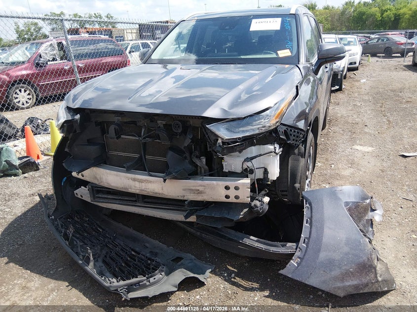 2022 TOYOTA HIGHLANDER auction photo 6