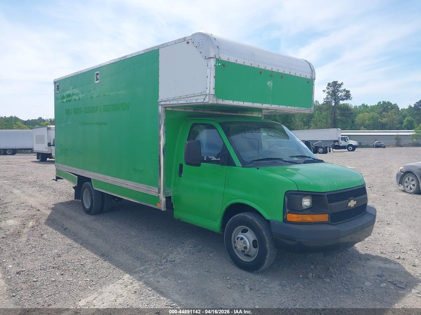 2015 Chevrolet Express Cutaway 4500