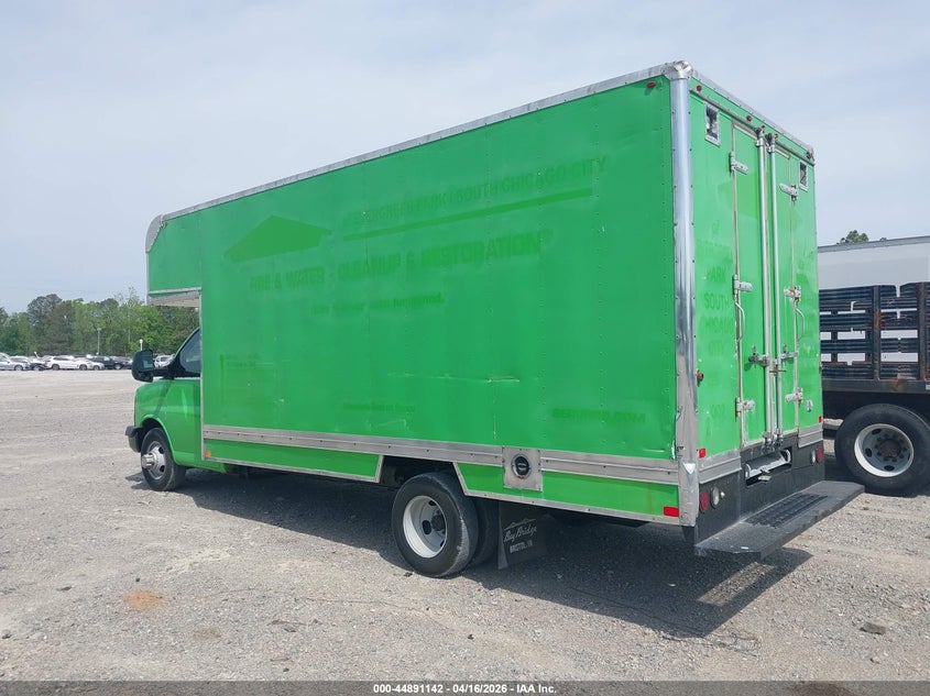 2015 Chevrolet Express Cutaway 4500