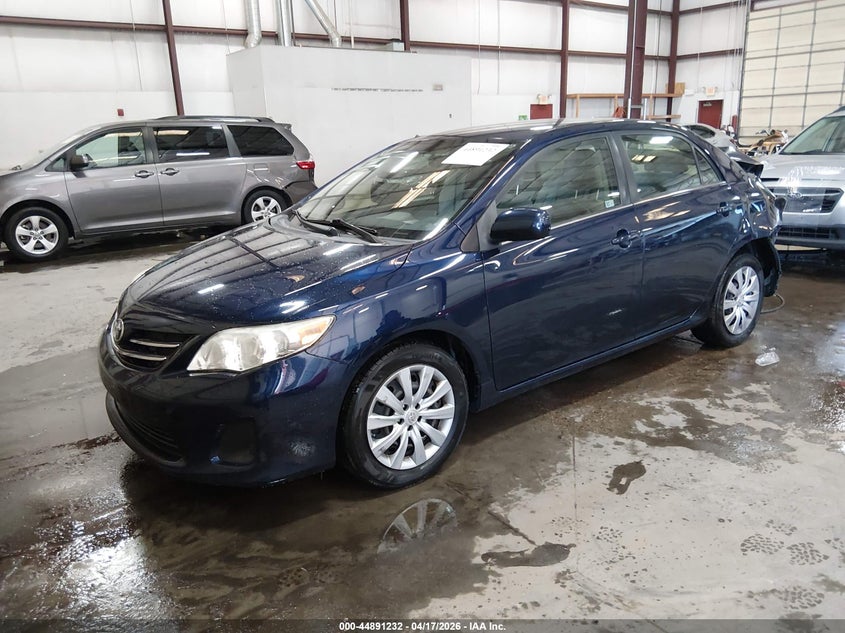 2013 Toyota Corolla Le JTDBU4EE1DJ121256 photo 1