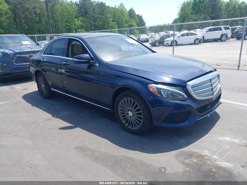 2015 Mercedes-Benz C 300 Luxury 4Matic