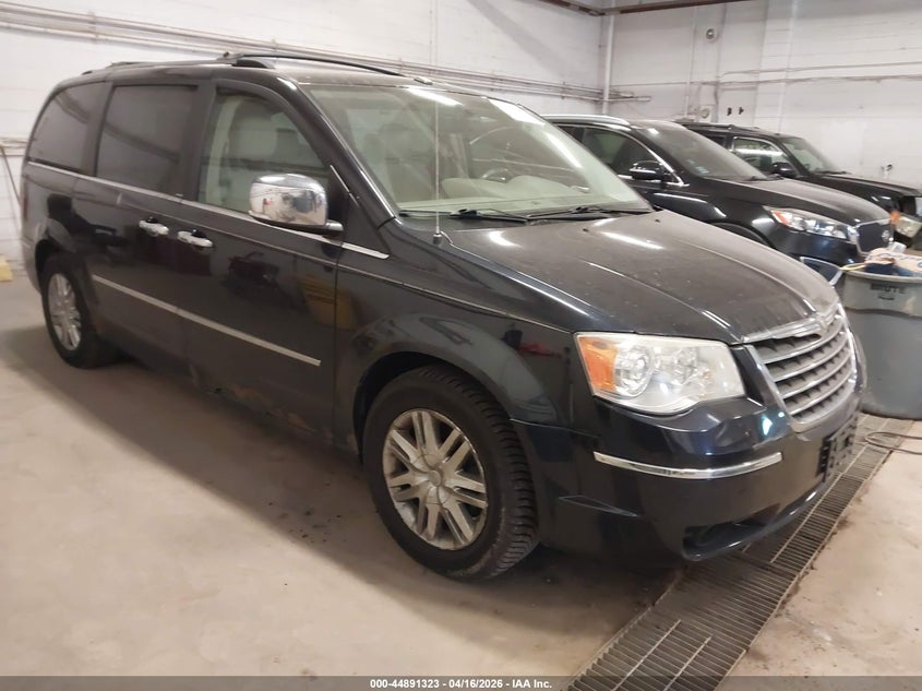 2010 Chrysler Town & Country Limited