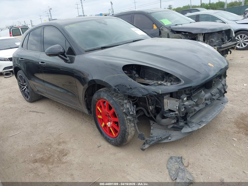 2023 PORSCHE MACAN T