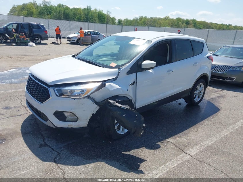 2019 FORD ESCAPE auction photo 2