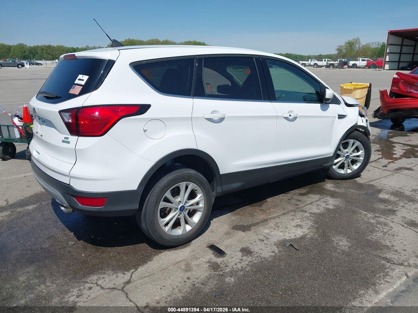 2019 FORD ESCAPE auction photo 4