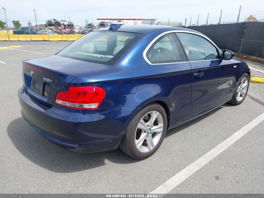 2012 BMW 128I
