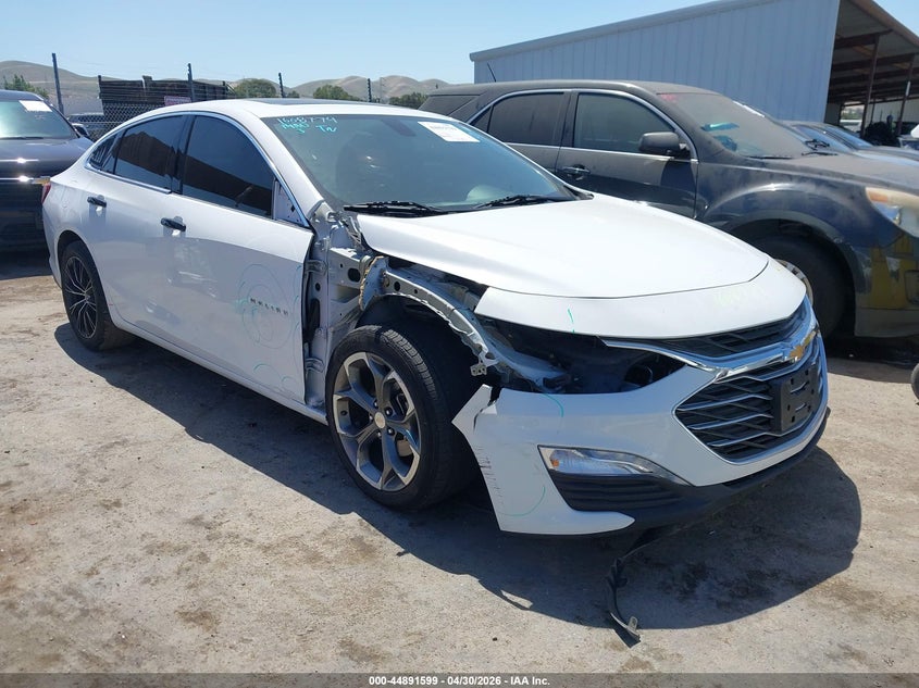 2021 CHEVROLET MALIBU auction photo 1