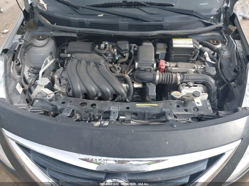 2017 Nissan Versa 1.6 1.6 Sv silver Lot 111044891630 Vin 3N1CN7AP7HL860577