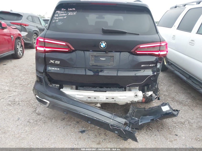 VIN 5UXCR4C09M9H29915 2021 BMW X5 SDRIVE40I