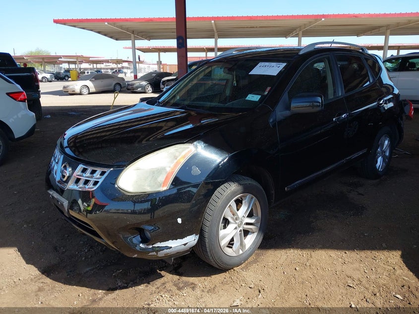 2013 NISSAN ROGUE auction photo 2