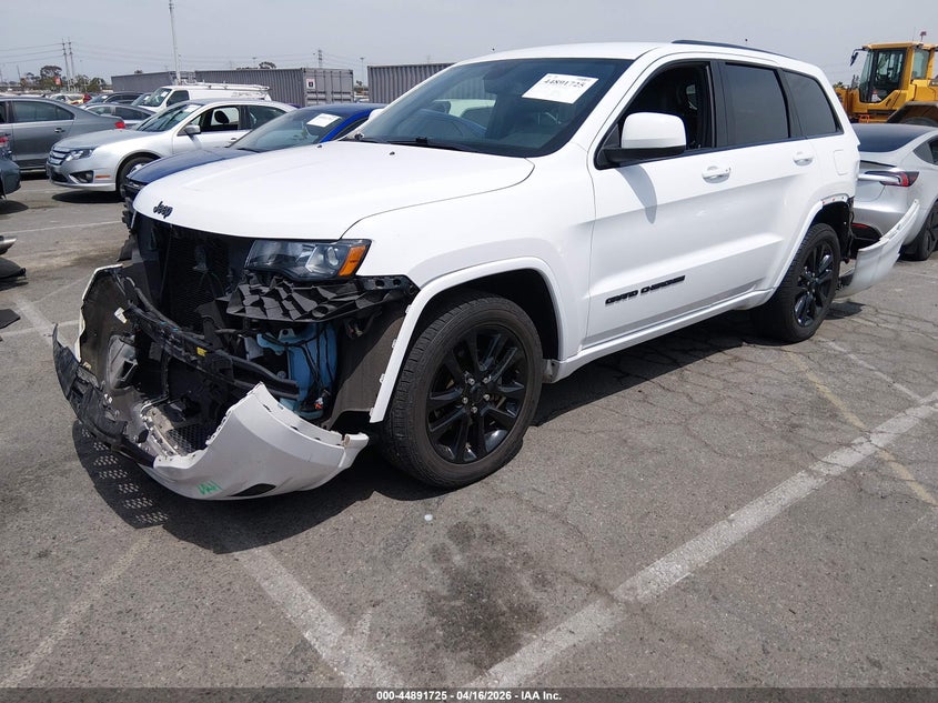 2018 Jeep Grand Cherokee Altitude 4x2 1C4RJEAG2JC338450 photo 1