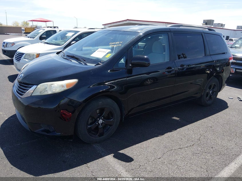 2011 Toyota Sienna Le V6
