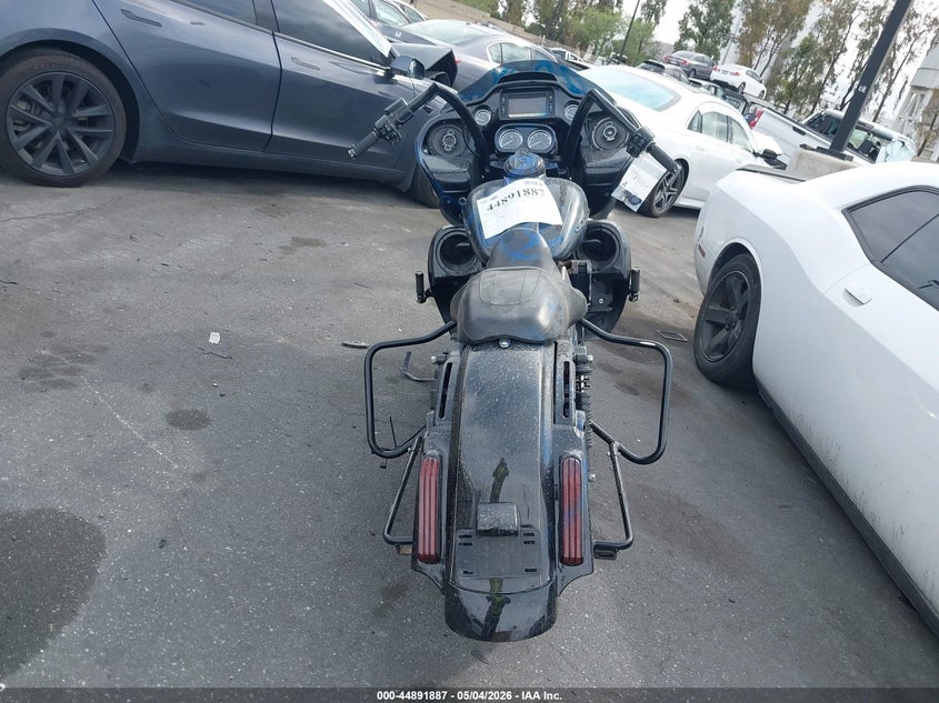 2016 Harley-Davidson Fltrx Road Glide VIN: 1HD1KHM11GB637489 Lot: 44891887