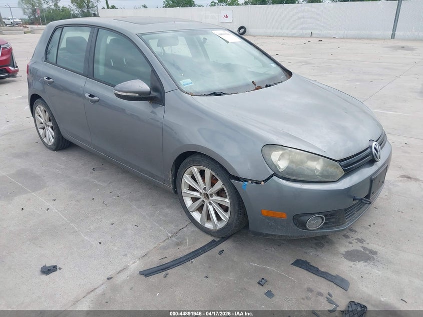 2012 Volkswagen Golf Tdi 4-Door