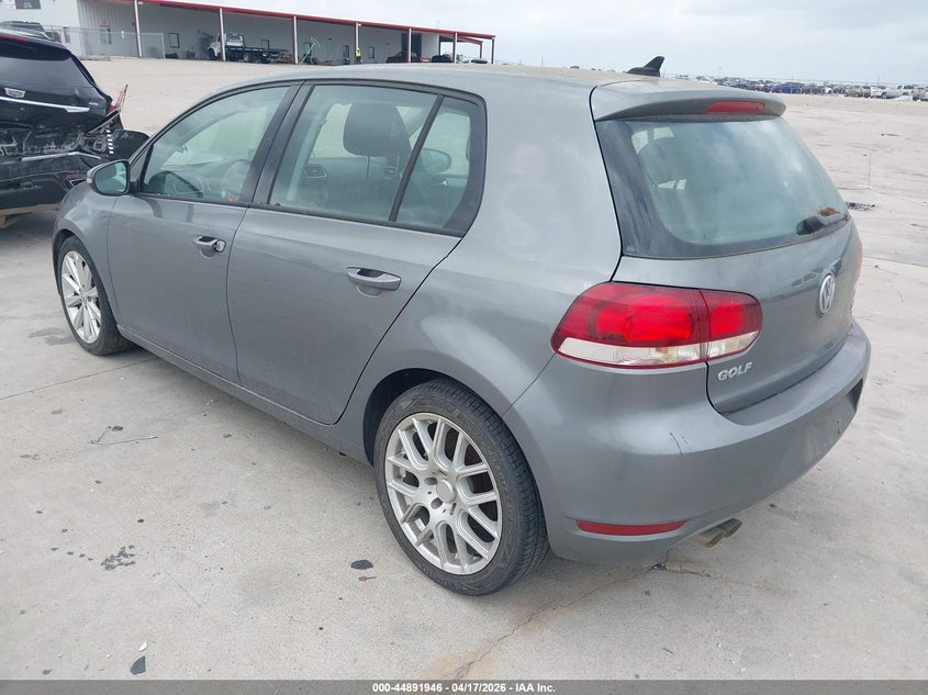 2012 Volkswagen Golf Tdi 4-Door