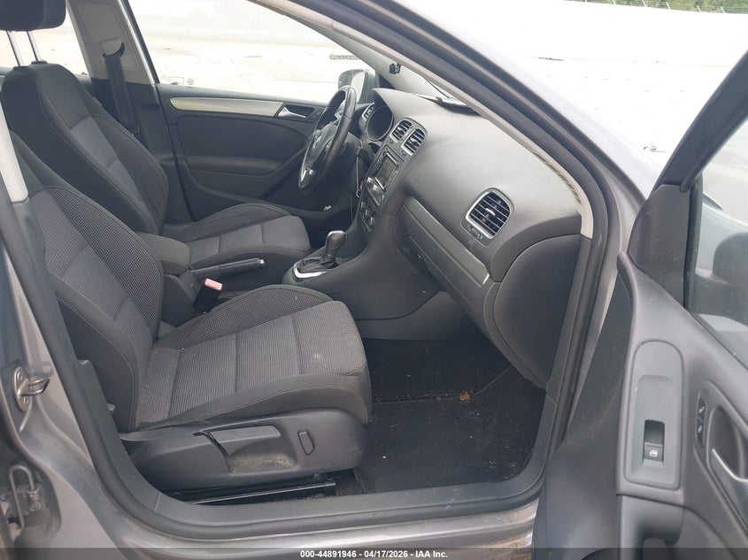 2012 Volkswagen Golf Tdi 4-Door