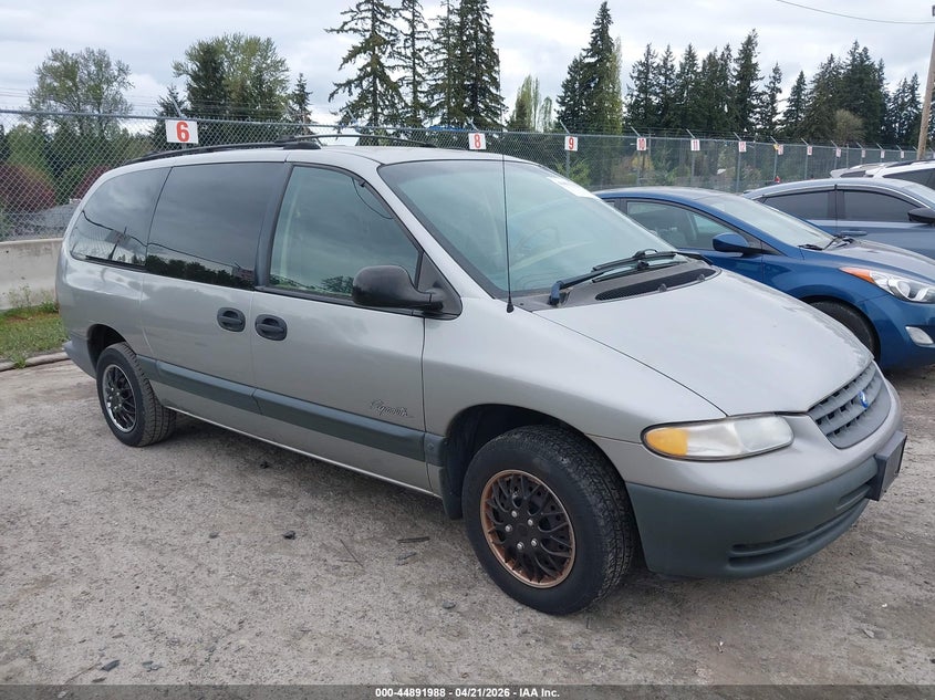 1997 Plymouth Grand Voyager Se