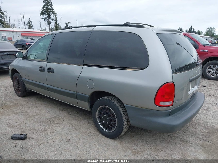1997 Plymouth Grand Voyager Se