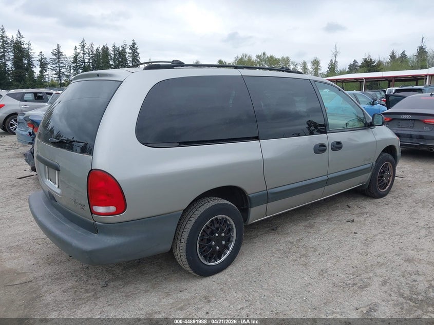 1997 Plymouth Grand Voyager Se