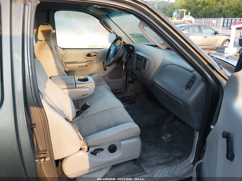 2003 Ford F-150 Xl/Xlt