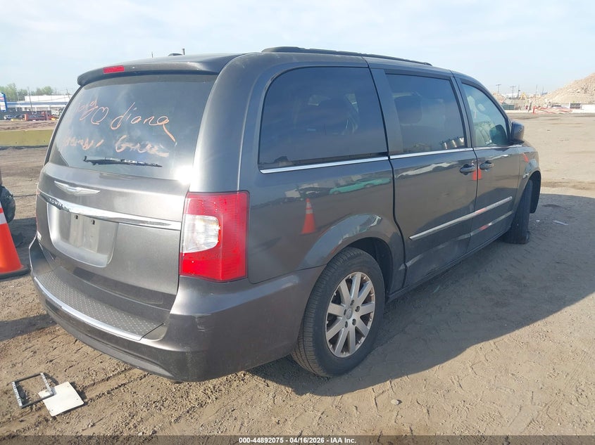 2016 Chrysler Town & Country Touring