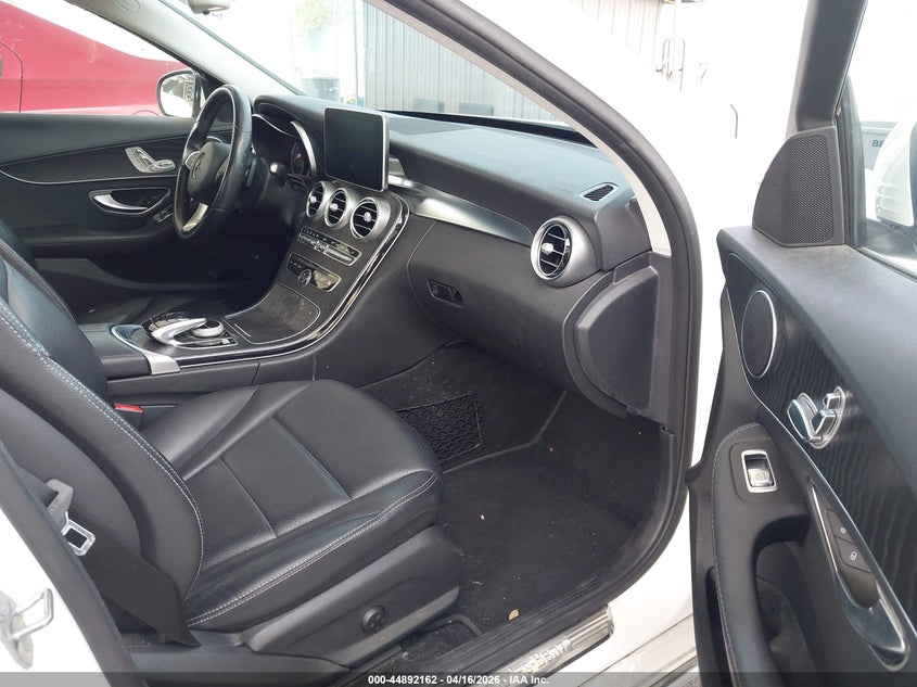 2016 Mercedes-Benz C 300