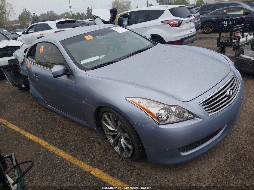 2010 INFINITI G37