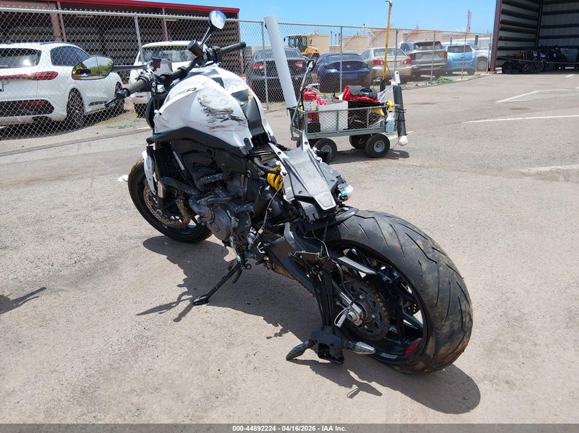 2025 DUCATI MONSTER auction photo 3